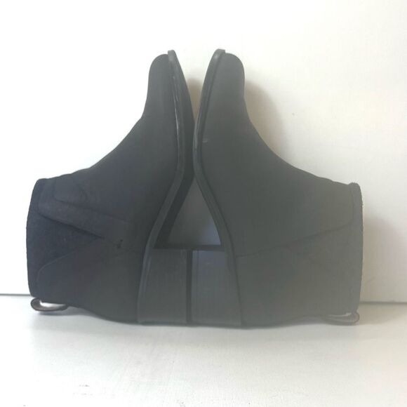 Vionic Black Leather Ankle Booties Block Heel Women's Sz 7 Comfort Casual Zip Up - Picture 4 of 10